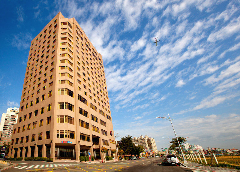 The Howard Prince Hotel Taichung Exterior photo National Dong Hwa University